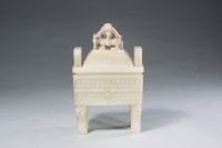 品鉴 | 文房清供之仿古玉器：书案上的清雅陈设