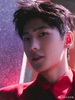 经纪人贾士凯回应杨洋热议:对造成的争议感到抱歉