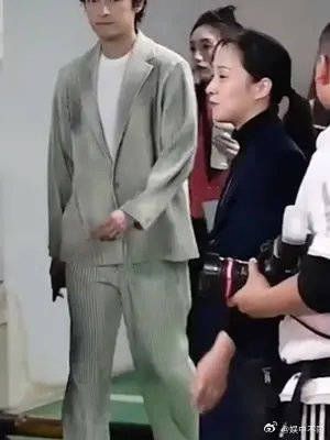 路人视角胡歌老婆黄曦宁~他老婆耐看……