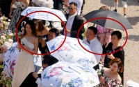 王宝强女友冯清参加婚礼！穿白色礼服抢镜，身材不输新娘汪诗诗