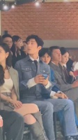 井柏然：谁都挡不住我，我要看我女朋友我要看我女朋友 ……