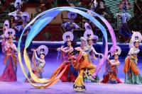 海南东方大剧院上演甘肃歌舞剧院舞剧《丝路花雨》