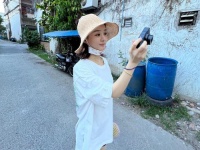 赵丽颖晒出泰国旅游最新照片 素颜美貌引网友关注