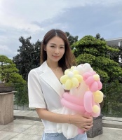 TVB离巢女星为母亲庆生！60岁寿星被赞冻龄，母女同框像姐妹