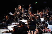 29岁指挥家孙一凡救场瓦格纳歌剧创下最年轻纪录