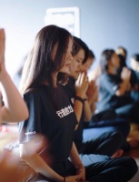 倪妮 | 素颜排练照 干净素雅