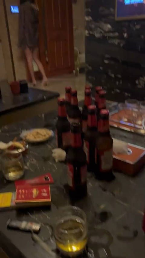 这两个小时的感情，出去风都是甜的