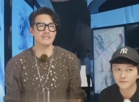 胡兵和瞿颖两个人果然是有点CP感在身上的……