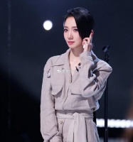 孟美岐含泪回归重塑，说对不起自己热爱的东西，四年时间变得自卑