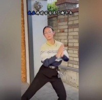 这首多年前的大陆歌曲，突然在台湾火了......