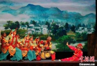 中国婺剧“对话”南非舞蹈 文化艺术交流增进中非友谊