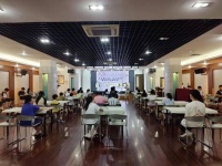 老少牵手同台挥毫，翰墨飘香传承文化底蕴