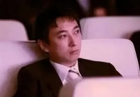 曝王思聪升级当爸！家中抱娃照片疑似曝光，曾传出过“当爹”消息