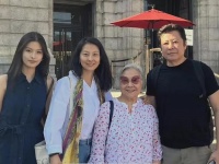 57岁老演员三代定居美国：高调炫耀奢华生活，要享受！