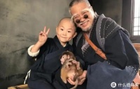 5岁登上央视春晚，7岁年入百万的童星张峻豪，如今过得怎样呢？