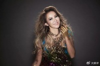 知情人曝李玟自杀内幕：6月底在酒店轻生被送医，老公隔天国外度假