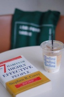 思考越轻松，行动越辛苦