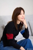 知名港星携家人现身上海迪士尼！3岁儿子抢镜，夫妻婚后双双改名