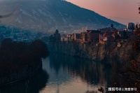 能困住一个人的，有三不变