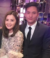 情路坎坷！香港知名女星被曝与富三代男友分手后首现身，面容憔悴