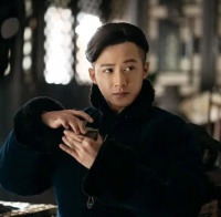 那会儿胖胖的檀健次和现在差别太大了也……