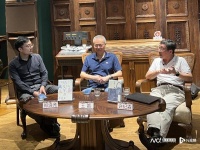 在阿基米德愚园路电台，王笛和许纪霖畅聊历史与文学