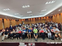 用文学照见现实：作家阎真携新书《如何是好》亮相羊城书展