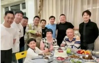 难怪郭麒麟不愿意回家呢！就这场面谁看了不说一句心疼郭麒麟！