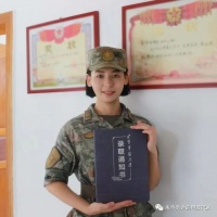 这个女兵真牛！以696.85分考上军医大学