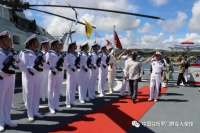 所罗门群岛总理索加瓦雷参观“和平方舟”号医院船