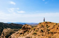 与自己和解的3个方式：放平心态、放慢脚步、放低期待