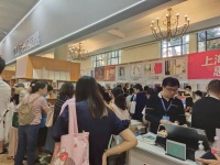 书展第七日｜本届书展落下帷幕，出版社：400多箱书几近售罄