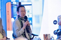 老戏骨奚美娟谈首部随笔集《独坐》：用文字记录生命的轨迹