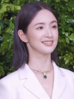 林依晨42岁状态好显年轻，娃娃脸的人就是抗老，还是那个袁湘琴啊