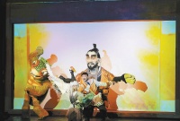 《影箱奇旅》 平面的皮影戏变立体