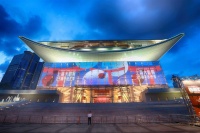 上海大剧院开业25周年！丁绍光壁画《艺术女神》“归来” 4个全新空间即将开放