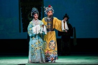 于魁智、李胜素主演，新编历史剧《纳土归宋》成功首演