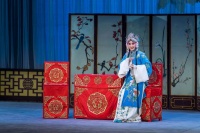 舞台艺术送基层 好戏送到家门口