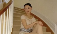 香港知名女星宣布复出，传婚内出轨义子，两段婚姻均以离婚收场