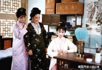 薛姨妈的“心机”：慈爱的背后，是沉重的悲剧