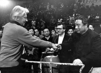 1979年卡拉扬率柏林爱乐乐团访华演出，他未竟的心愿是什么？