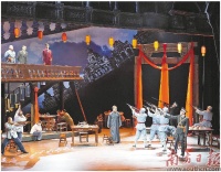 把人文灯火 拨得更亮