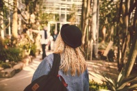 绝大多数人际关系不好的人，都没搞明白，这2个心理学原理