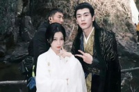 何炅辞退保姆？霍建华婚姻亮红灯？于适私生子？虞书欣张凌赫让戏