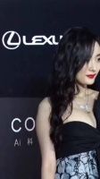 这样的大幂幂谁能不爱呢！杨幂