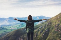 不想说话的成年人，已经不想讨好任何人