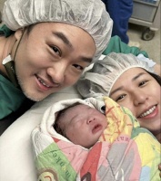 TVB童颜女神产后一个月极速复出，状态大勇，曾为保胎打近百支针