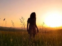 当一个女人，开始学会做这件事，才是真的活明白了