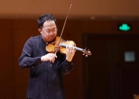 “时间的年轮”音乐会一人一琴，杨晓宇极限攀登小提琴炫技巅峰