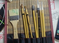 毛笔、印章、乡土……05后新生行李箱里都放了啥